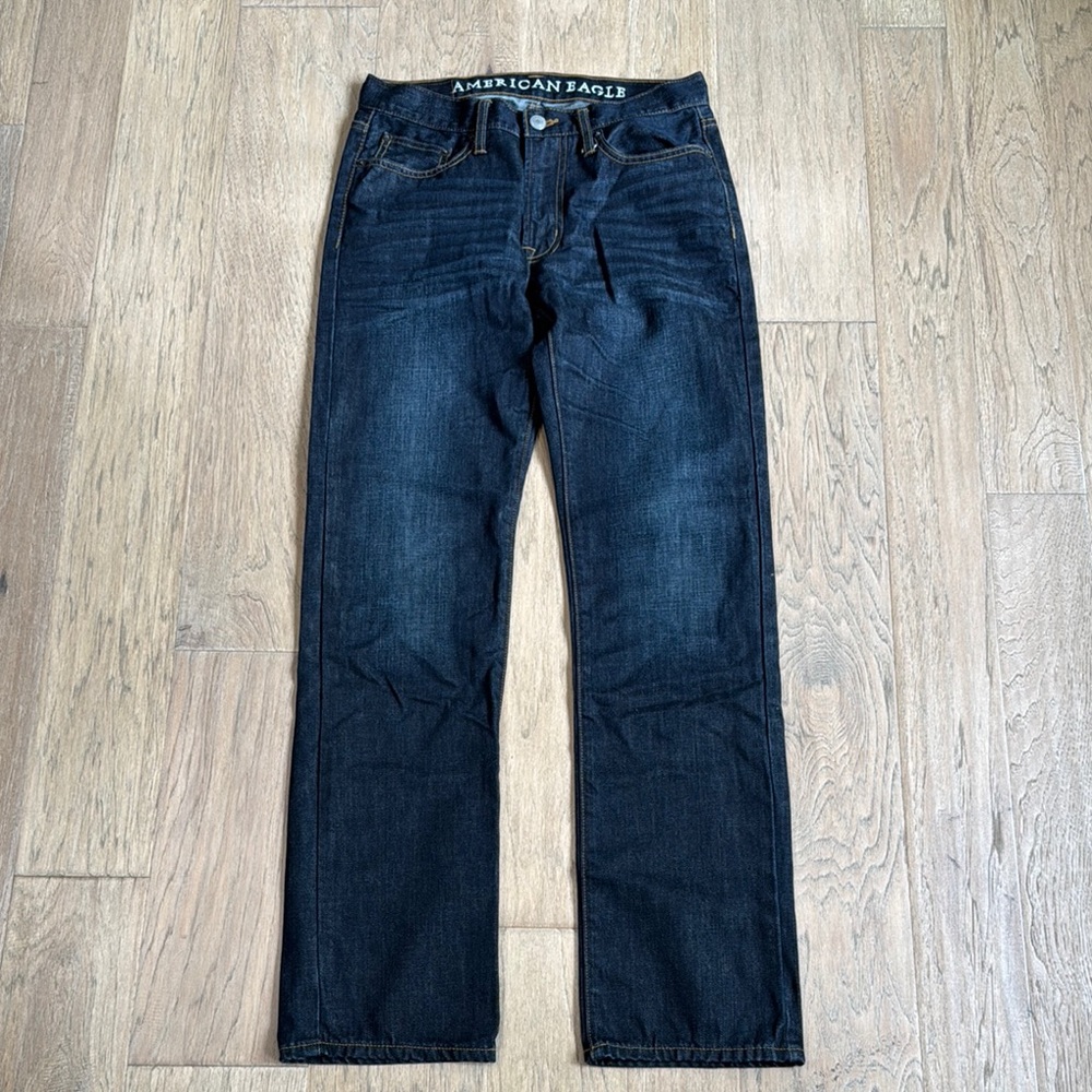 EUC American Eagle Outfitters Men's Dark Blue Jeans Size 30x34